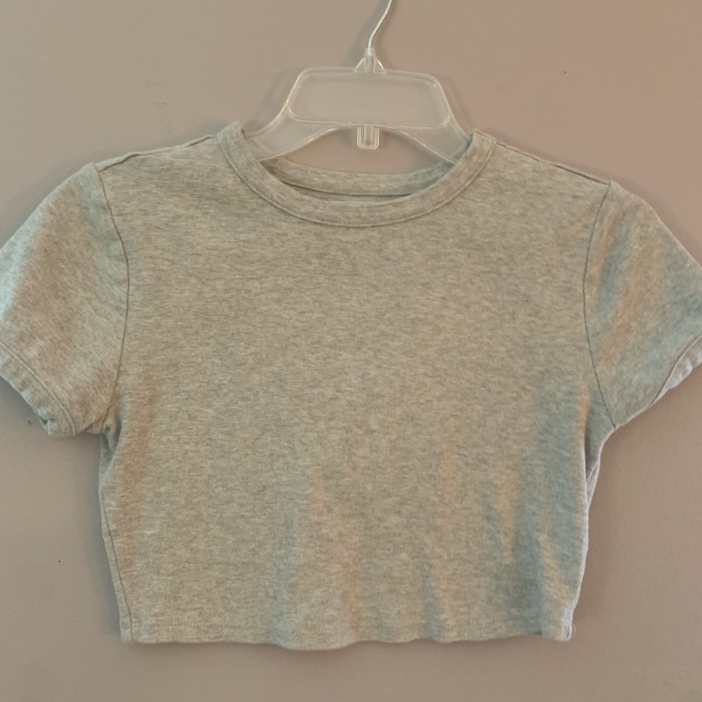 Urban outfitters crop top ~ size m